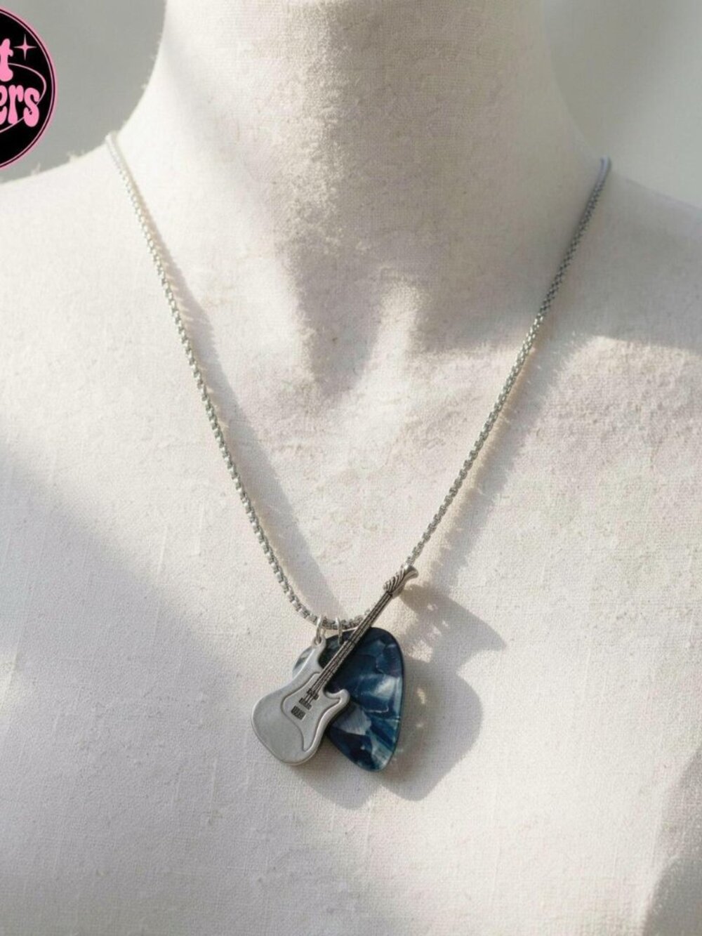 Y2K 2000s style Guitar necklace with guitar pick